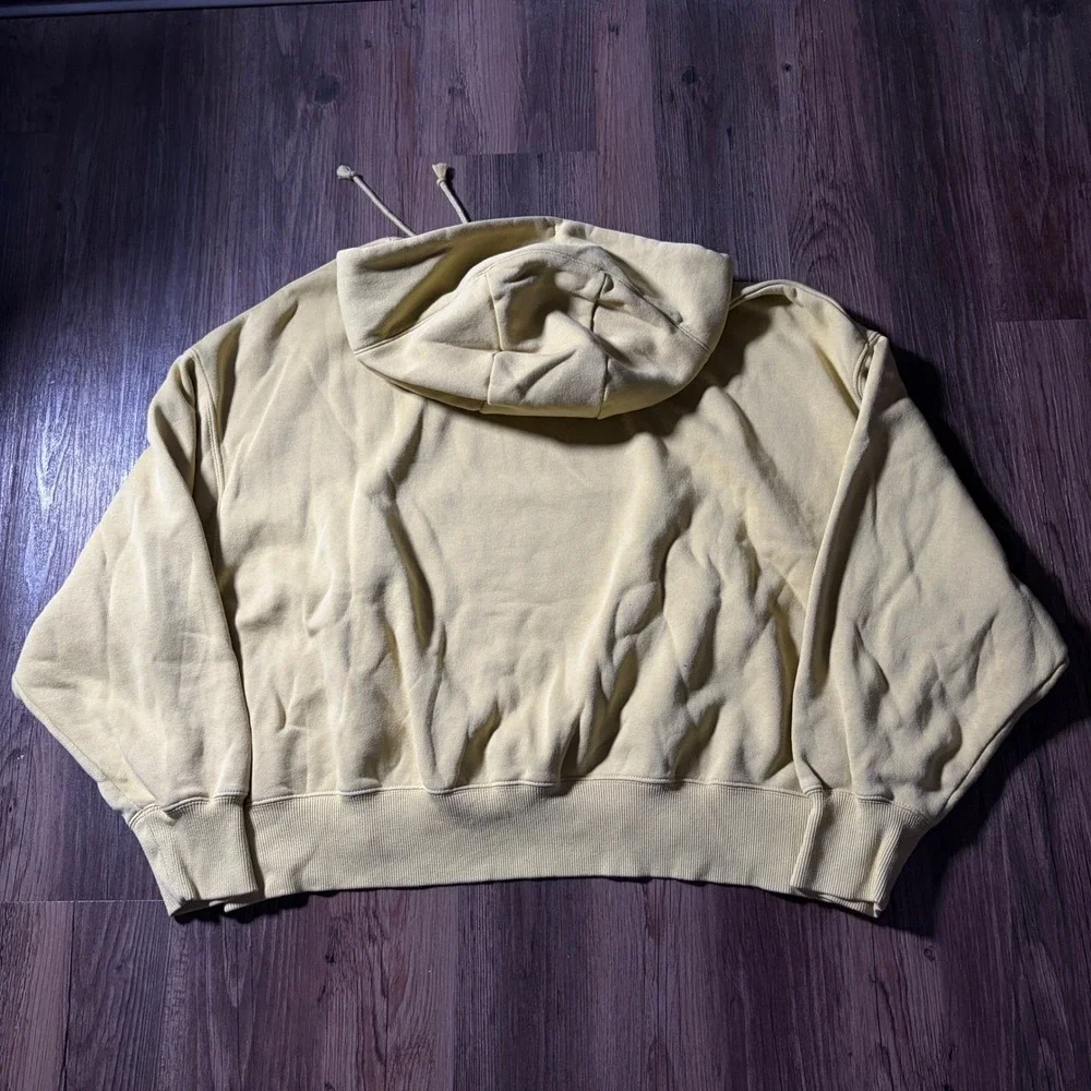 Nike flaws pictured